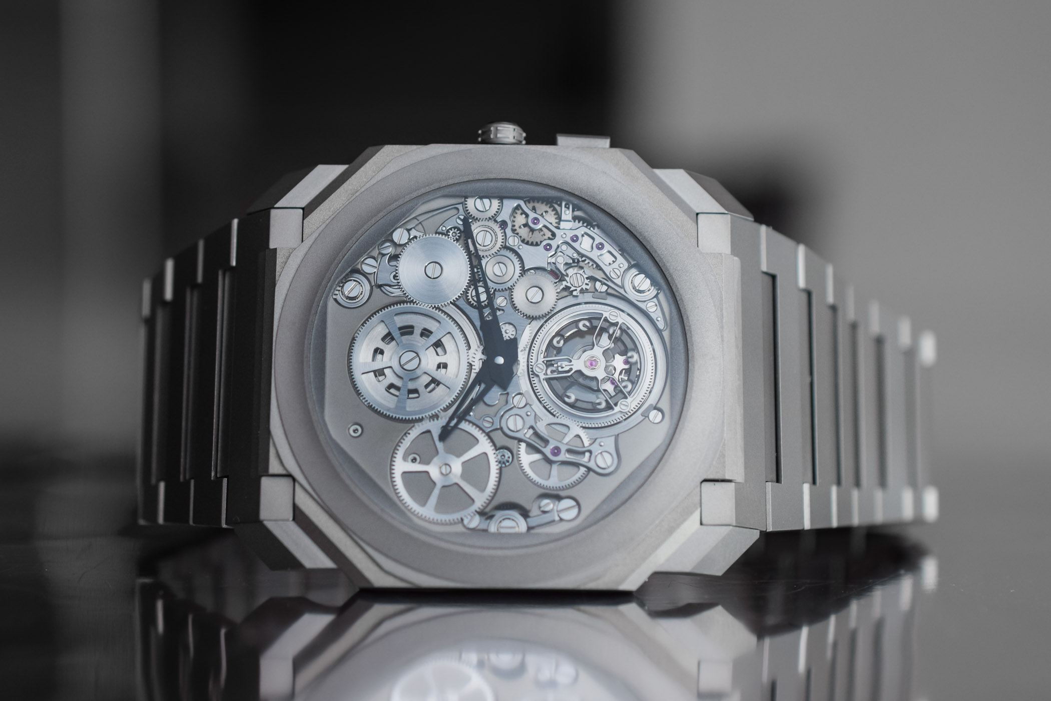 بولگاری از باریک ترین ساعت جهان رونمایی کرد کاماپرس 