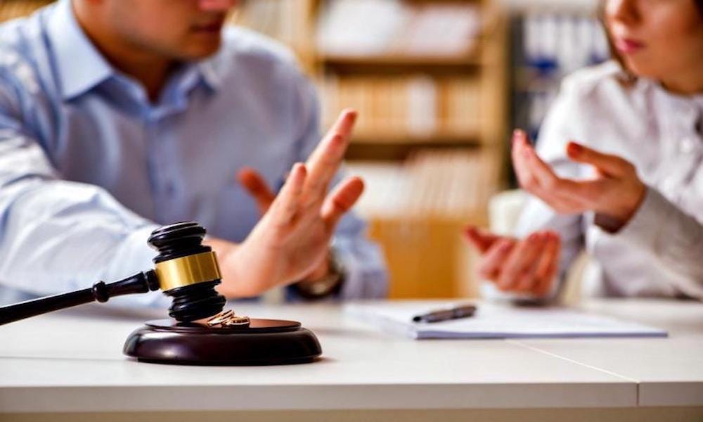 وکیل طلاق - کاماپرس