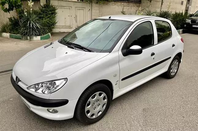 پژو ۲۰۶-کاماپرس