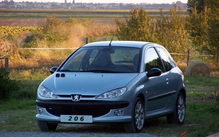پژو 206-کاماپرس