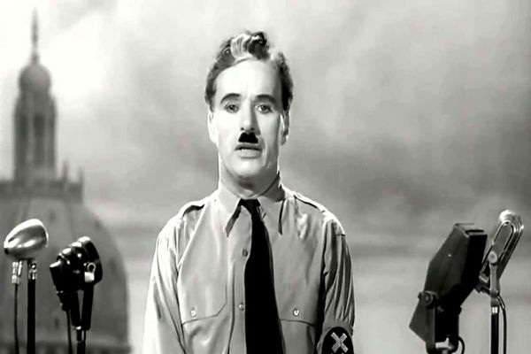 دیکتاتور بزرگ-کاماپرس