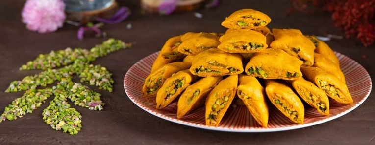 سوهان لقمه اصفهان تواضع کاماپرس