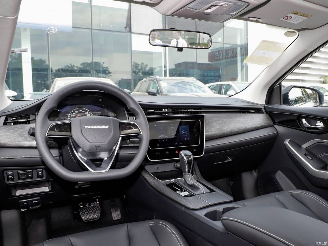 کابین مدرن با چاشنی فناوری به‌روز-کاماپرس